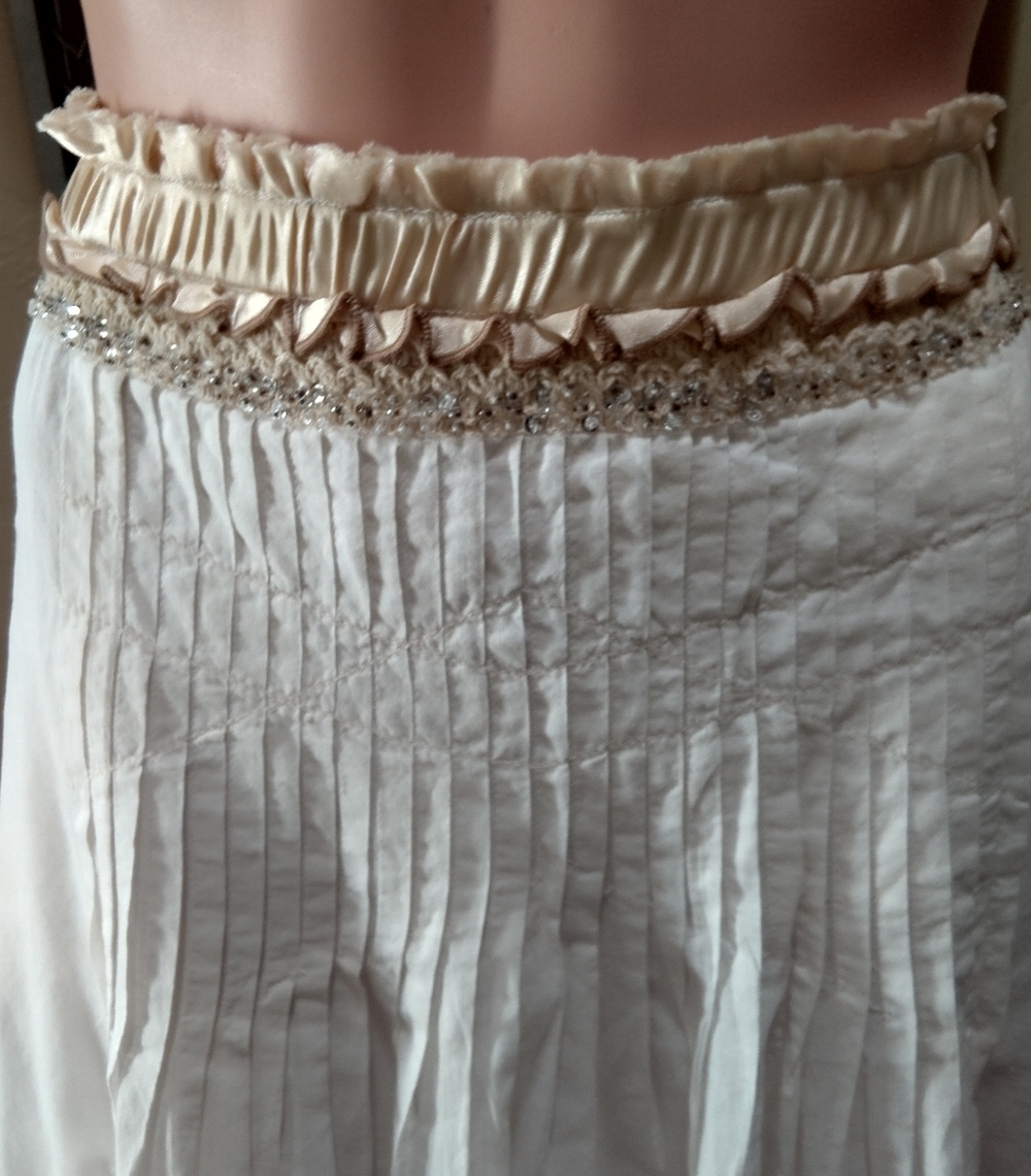 Ashley B White Pleated Full Midi Skirt with Gold Satin Trim and Sequin Detail - Picture 2 of 7